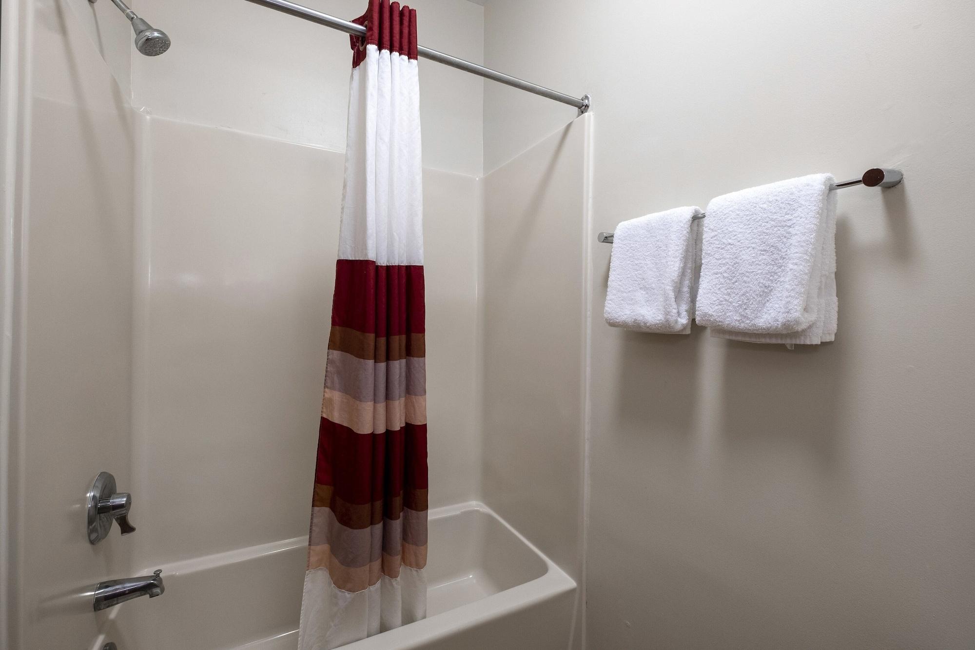 Red Roof Inn & Suites Dover Downtown מראה חיצוני תמונה