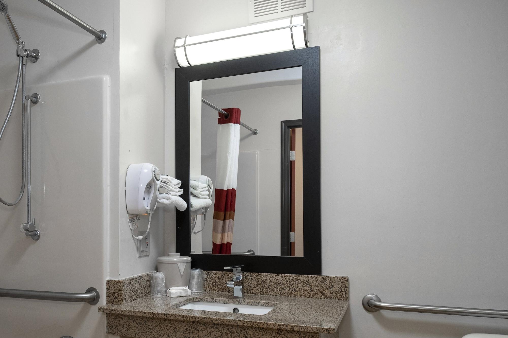 Red Roof Inn & Suites Dover Downtown מראה חיצוני תמונה